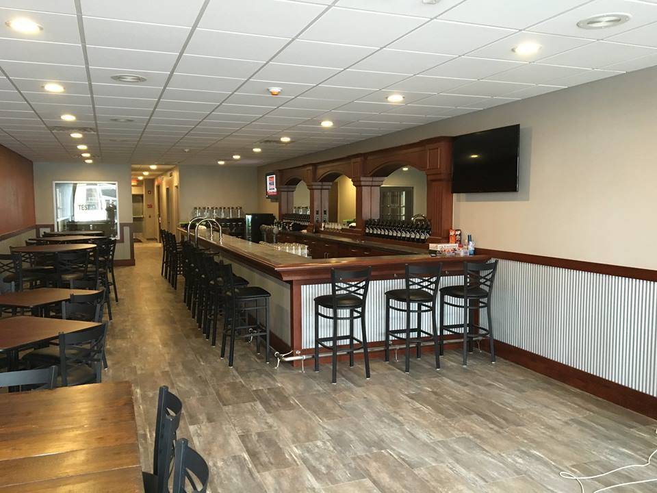 ShinyTop Brewing | restaurant | 520 Central Ave, Fort Dodge, IA 50501, USA | 5153028055 OR +1 515-302-8055