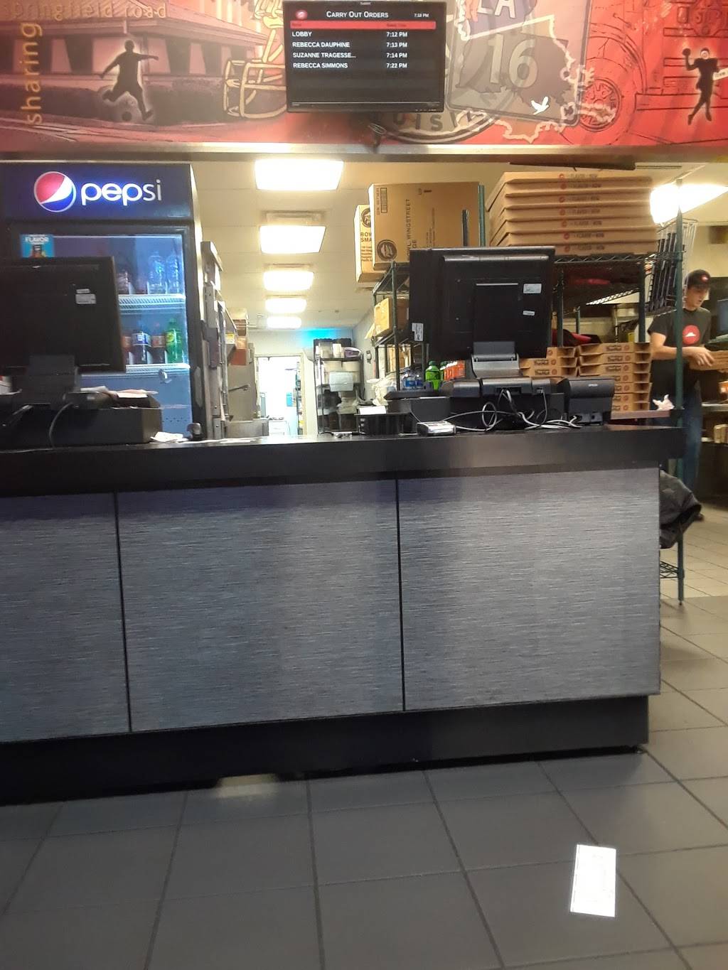 Pizza Hut | meal takeaway | 35055 LA-16 Suite 1A, Denham Springs, LA 70706, USA | 2256653142 OR +1 225-665-3142