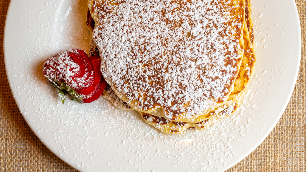 Nellie’s Restaurant | restaurant | 2458 W Division St, Chicago, IL 60622, USA | 7732525520 OR +1 773-252-5520