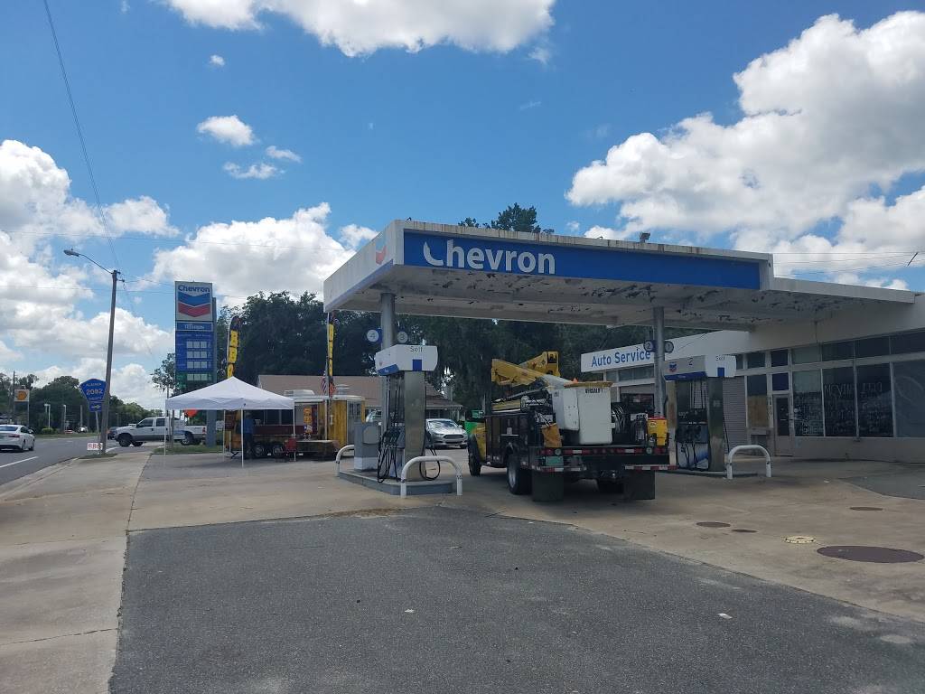 Southern Butts BBQ | restaurant | 6850 SE, US-301, Hawthorne, FL 32640, USA | 8506720674 OR +1 850-672-0674