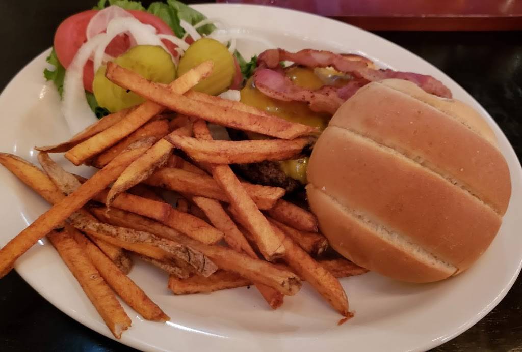 7 Dogs Brew Pub | restaurant | 370 W Spring St, Wytheville, VA 24382, USA | 2762280994 OR +1 276-228-0994