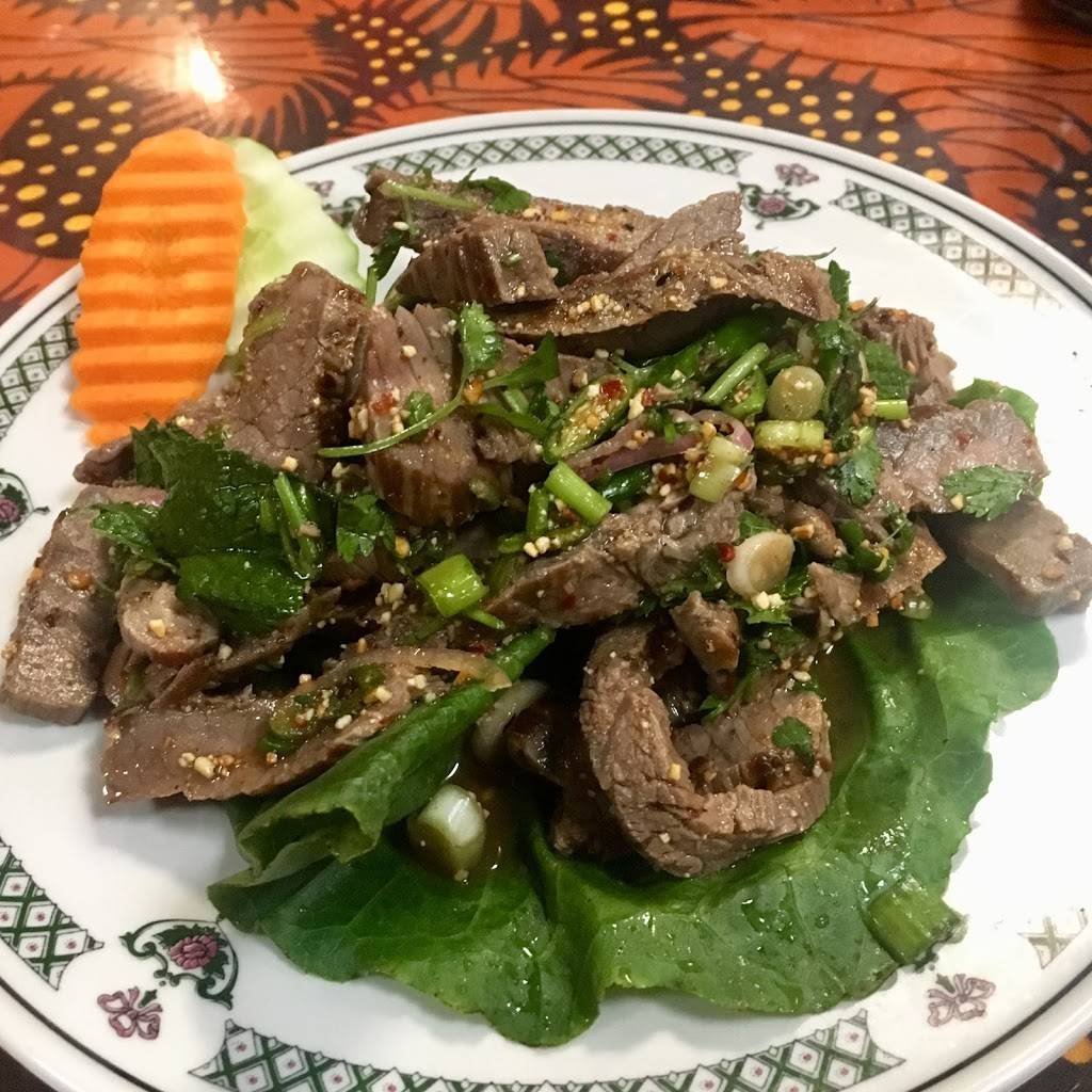 Ghin Khao Eat Rice | restaurant | 2128 W Cermak Rd, Chicago, IL 60608, USA | 7739741428 OR +1 773-974-1428