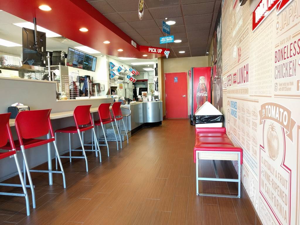 Dominos Pizza | meal delivery | 887 E Grand Ave, Carbondale, IL 62901, USA | 6184572333 OR +1 618-457-2333