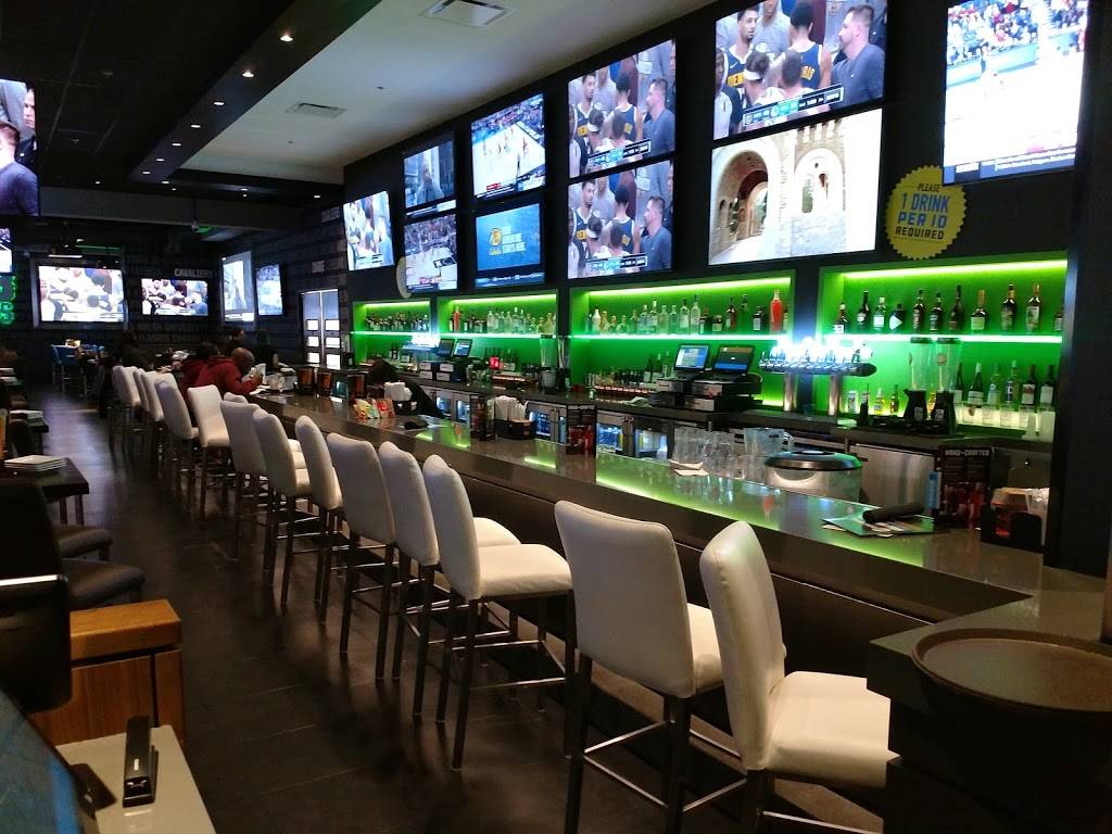 Dave & Busters | restaurant | 4110 Belden Village St NW, Canton, OH 44718, USA | 3302809530 OR +1 330-280-9530