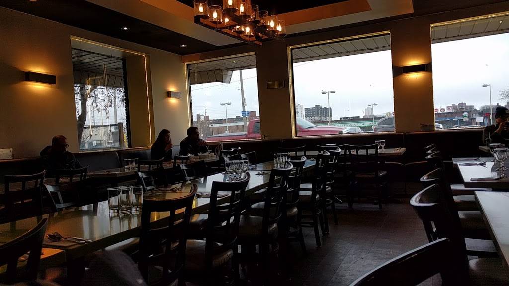 BarBQ Tonite | restaurant | 35 Dundas St W, Mississauga, ON L5B 4M4, Canada | 9052680088 OR +1 905-268-0088