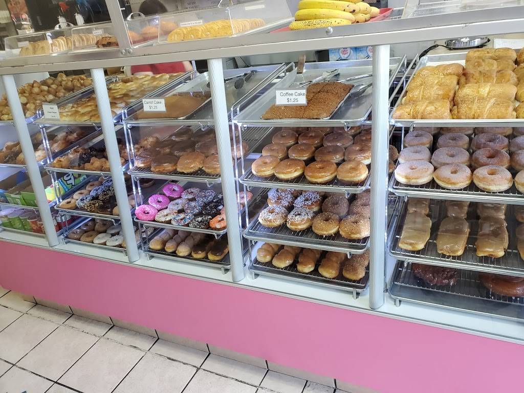Pams Donuts and Ice Cream | bakery | 13003 Van Nuys Blvd unit L, Pacoima, CA 91331, USA | 7737155470 OR +1 773-715-5470