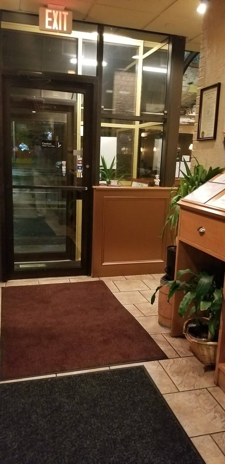 Calabria Mia | restaurant | 2150 Central Park Ave, Yonkers, NY 10710, USA | 9142229555 OR +1 914-222-9555