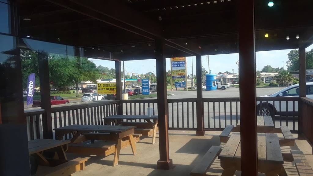 MVP Seafood | restaurant | 8811 Antoine Dr, Houston, TX 77088, USA | 2815067826 OR +1 281-506-7826