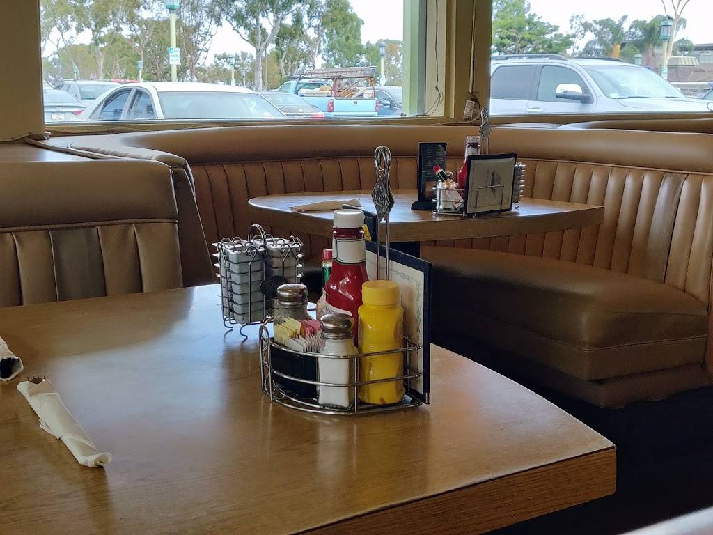 The Brig Restaurant | restaurant | 34461 Golden Lantern St, Dana Point, CA 92629, USA | 9494969046 OR +1 949-496-9046