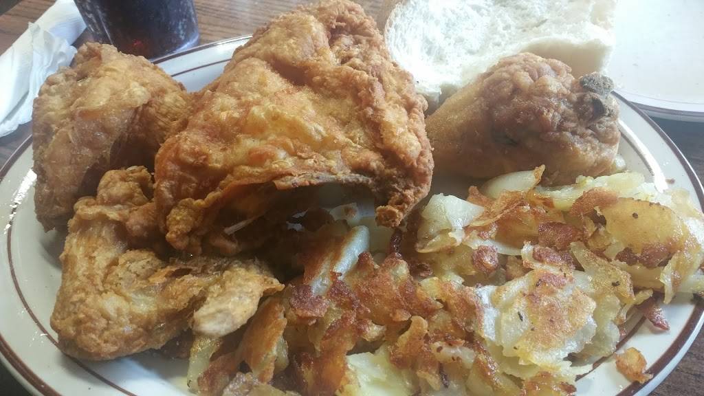 Mixin’s N Fixin’s Country Diner | restaurant | 18 W Sandusky St, Mechanicsburg, OH 43044, USA | 9378343877 OR +1 937-834-3877