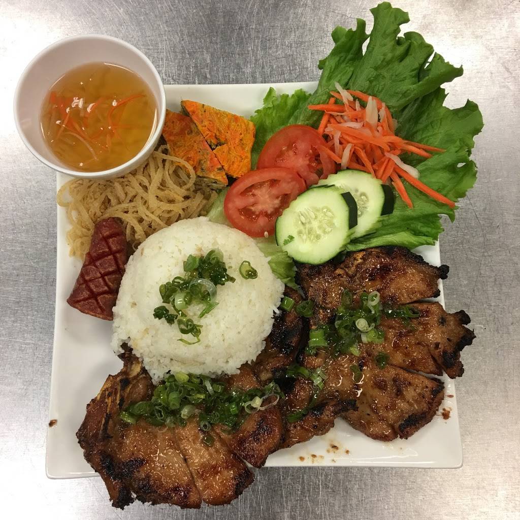 PHO 0 TEN | restaurant | 7320 S Rainbow Blvd #107, Las Vegas, NV 89139, USA | 7025866511 OR +1 702-586-6511