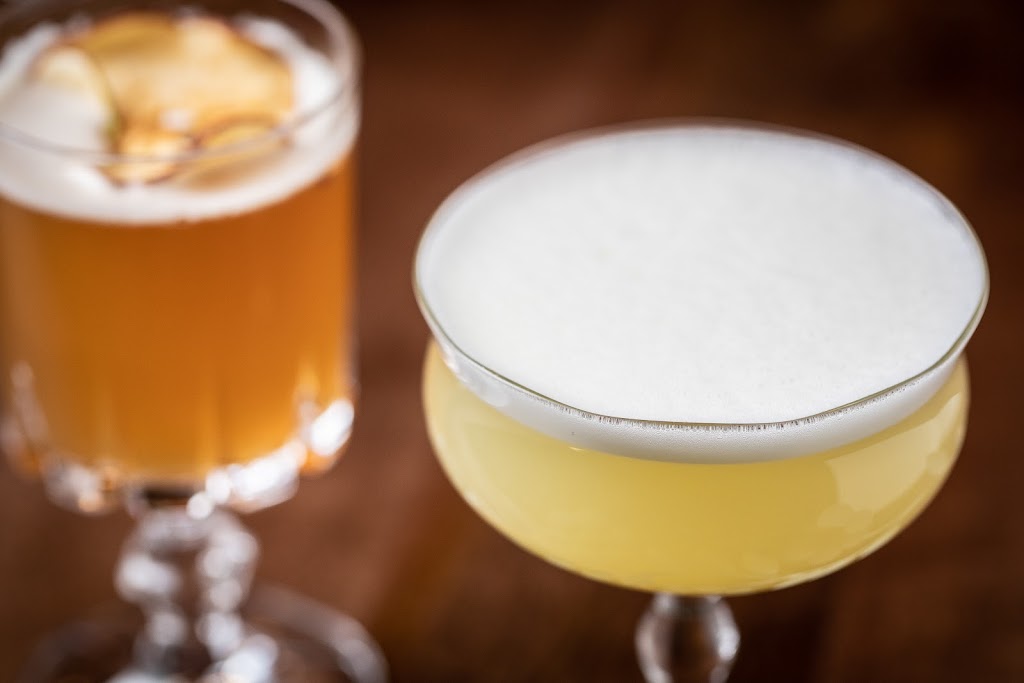 The Loyalist | restaurant | 177 N Ada St #001, Chicago, IL 60607, USA | 7739133774 OR +1 773-913-3774