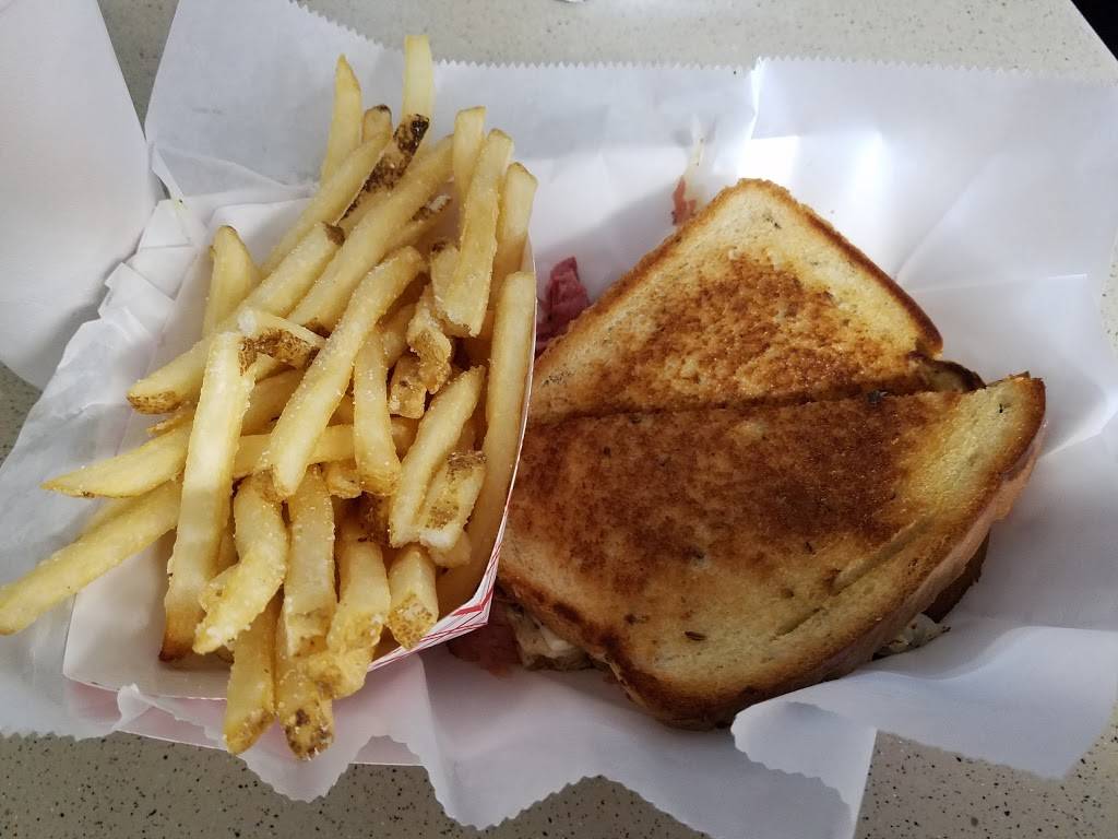 Chris Zs | restaurant | 2808 University Blvd #2806, Birmingham, AL 35233, USA | 2054581007 OR +1 205-458-1007