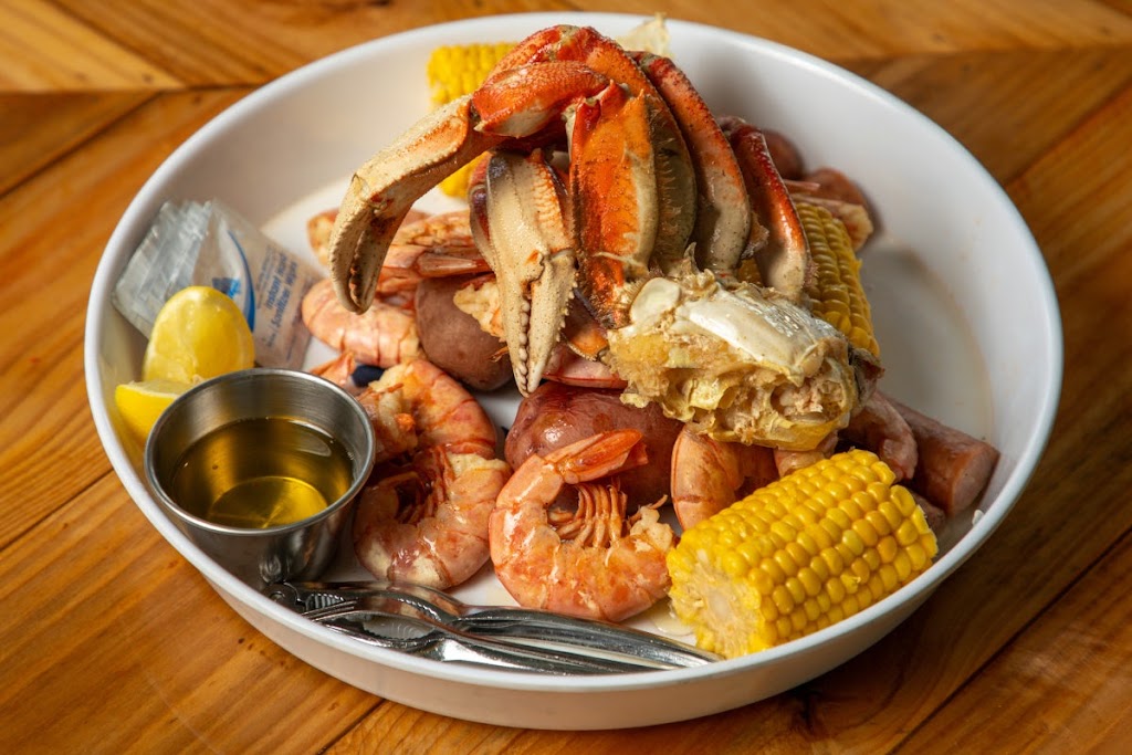 Flamingo Landing | restaurant | 8813 Lorraine Rd, Gulfport, MS 39503, USA | 2282411450 OR +1 228-241-1450