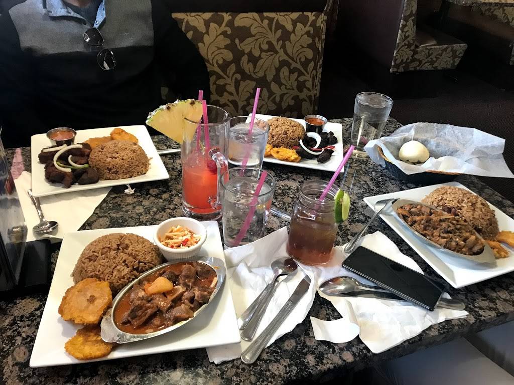 Jeanos Restaurant | restaurant | 769 Main St, Brockton, MA 02301, USA | 5085592610 OR +1 508-559-2610