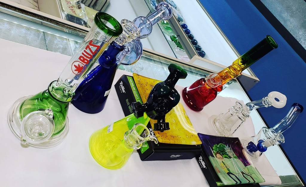 Valleyfornia Convenient Store | meal takeaway | 7834 Balboa Blvd, Van Nuys, CA 91406, USA | 8188212071 OR +1 818-821-2071