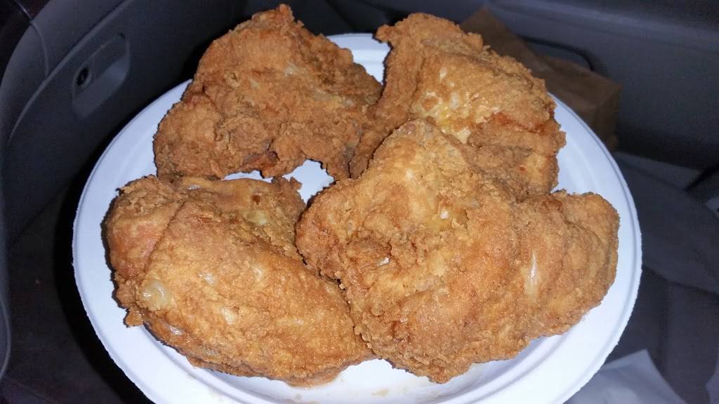 Lothsons Karry Out | restaurant | 644 E Lincoln Hwy, DeKalb, IL 60115, USA | 8157564303 OR +1 815-756-4303