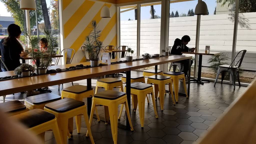 Starbird Chicken | restaurant | 1241 W El Camino Real, Sunnyvale, CA 94087, USA | 6509886630 OR +1 650-988-6630