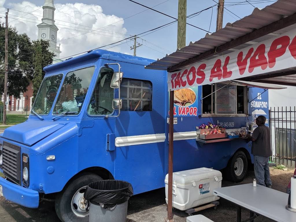 El semafor9 | restaurant | Airline Dr @ Gulf Bank Rd, Houston, TX 77037, USA | 2819439829 OR +1 281-943-9829