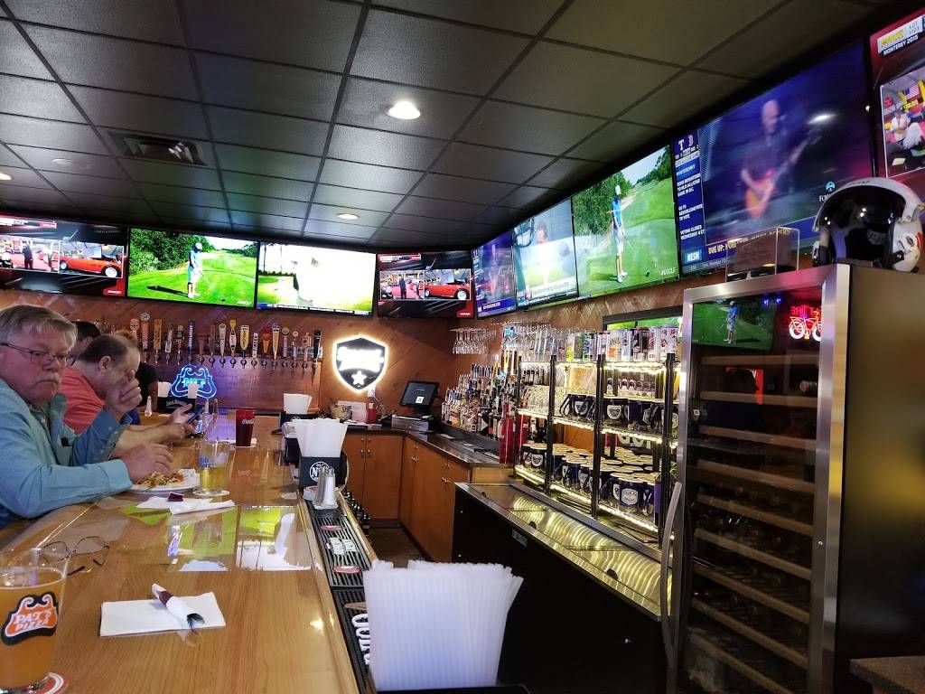 Pats Pizza Brunswick | restaurant | 112 Pleasant St, Brunswick, ME 04011, USA | 2078448163 OR +1 207-844-8163