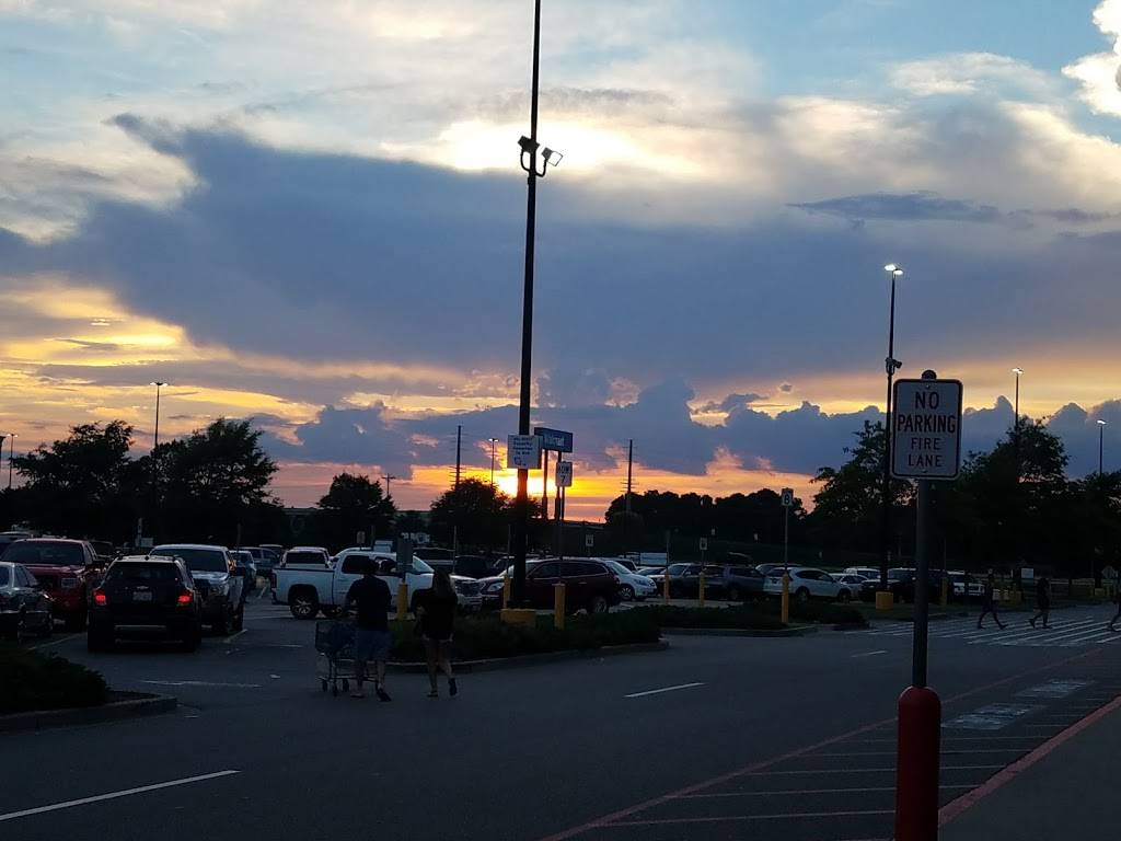 Subway | restaurant | 10820 N Kings Hwy, Myrtle Beach, SC 29572, USA | 8434973760 OR +1 843-497-3760