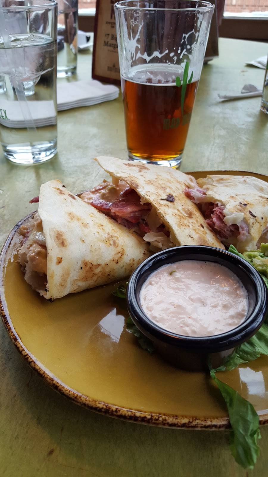 Mad Mex | restaurant | 2862 W Moreland Rd, Willow Grove, PA 19090, USA | 2674955000 OR +1 267-495-5000