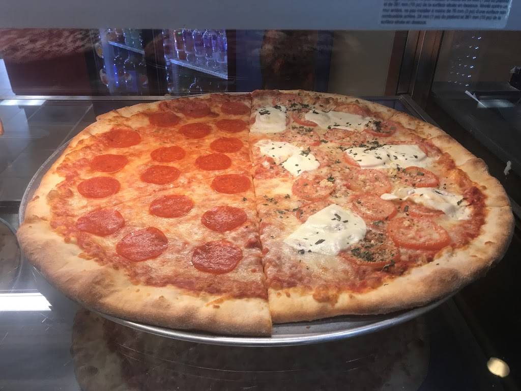 700 DEGREES PIZZERIA | meal delivery | 531 Boston Post Rd, Orange, CT 06477, USA | 2037993400 OR +1 203-799-3400