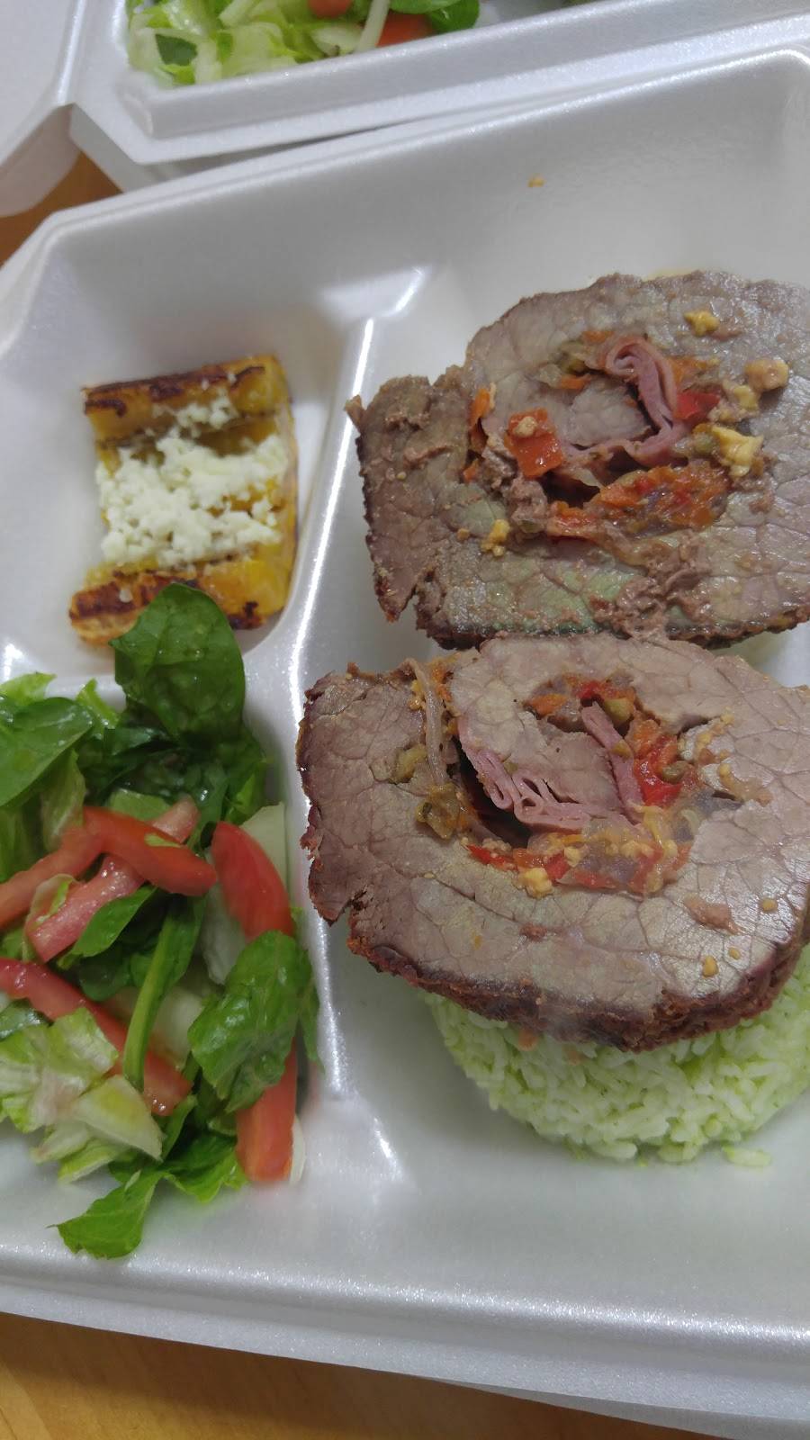 Mano Goyo Latin Food | restaurant | 9677 E Colonial Dr, Union Park, FL 32817, USA | 3212954068 OR +1 321-295-4068