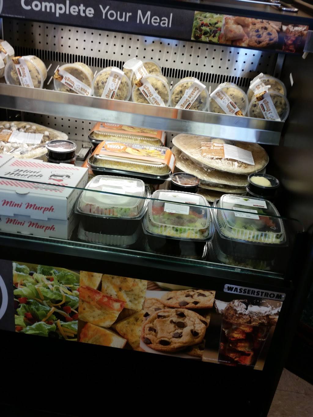 Papa Murphys Take N Bake Pizza | meal takeaway | 2641 Chatham Rd, Springfield, IL 62704, USA | 2176987272 OR +1 217-698-7272