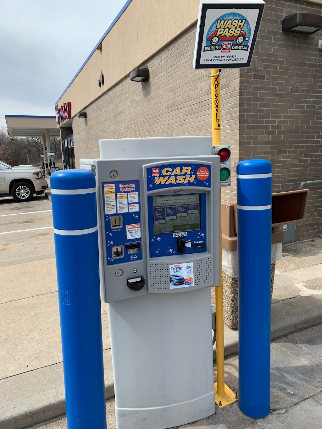 Holiday Stationstores | cafe | 1579 Cliff Rd, Eagan, MN 55122, USA | 6516880254 OR +1 651-688-0254