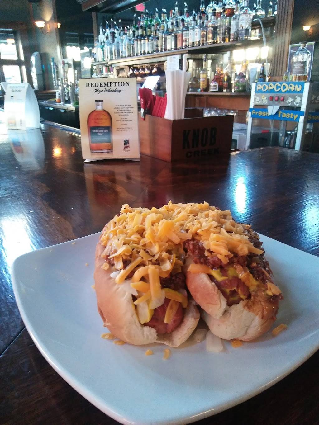 Captains Tavern | restaurant | 1 W High St, Lawrenceburg, IN 47025, USA | 8125770432 OR +1 812-577-0432