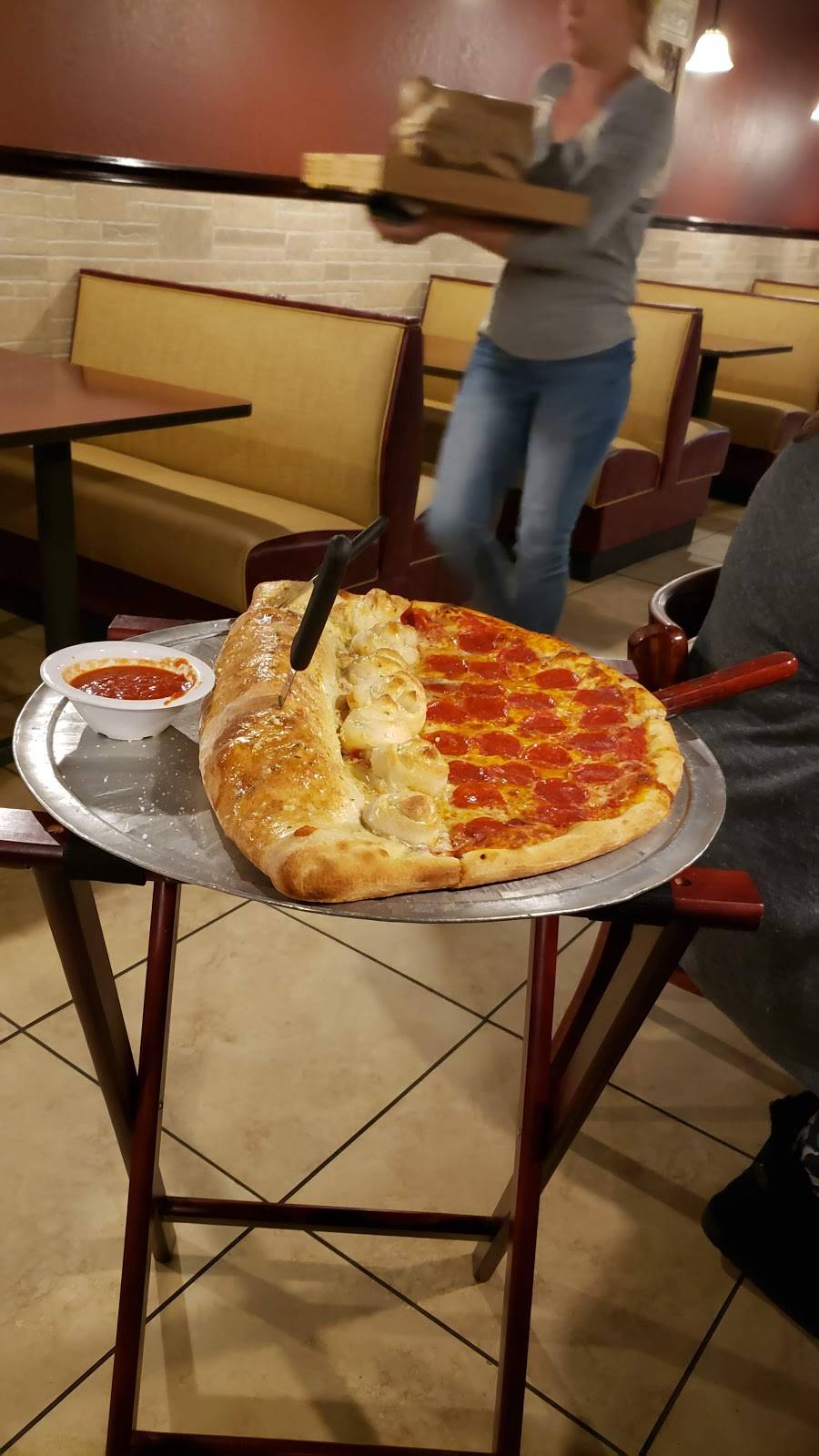 Louies Pizza & Italian Restaraunt | restaurant | 422 S Pine Ave, Ocala, FL 34471, USA | 3523045199 OR +1 352-304-5199