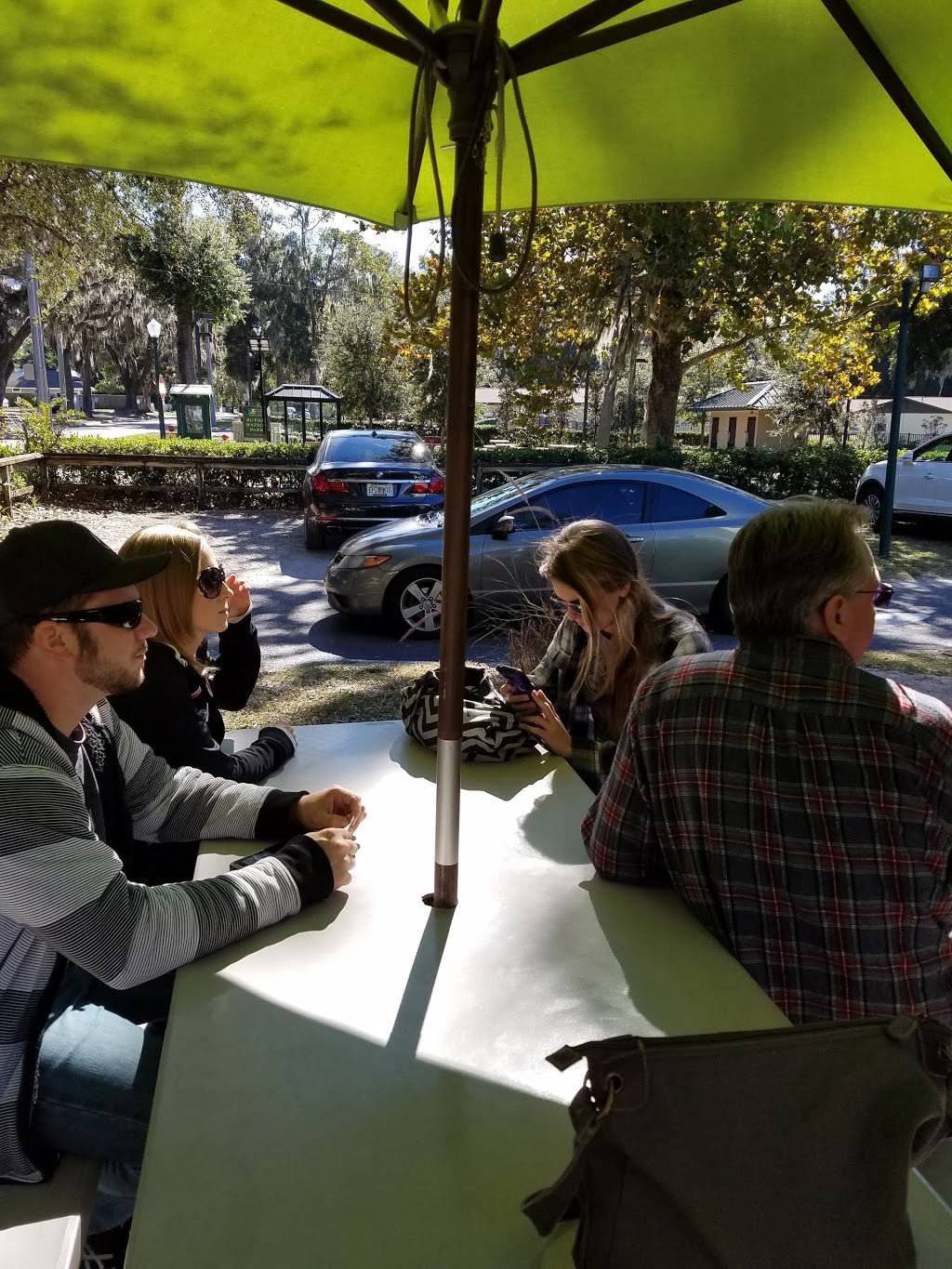 Sugar Boos Bar-B-Que | restaurant | 1305 N Grandview St, Mt Dora, FL 32757, USA | 3527357675 OR +1 352-735-7675