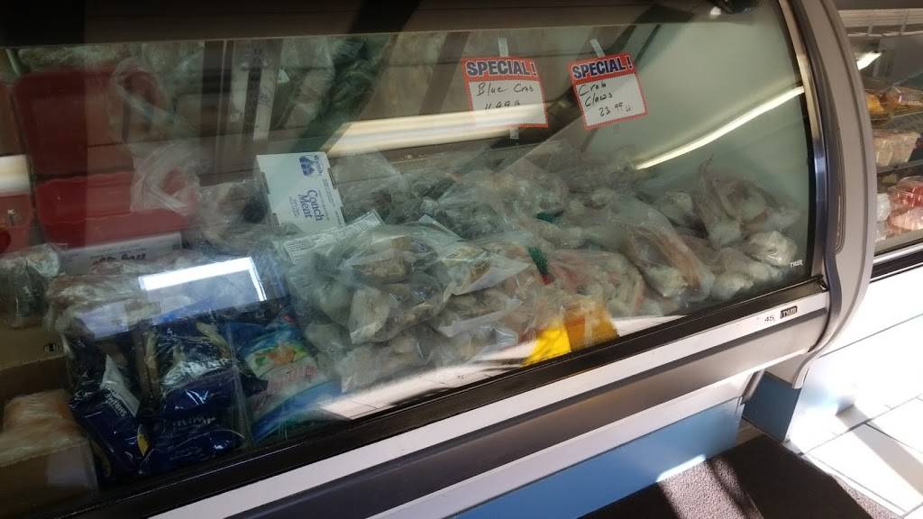 Zebee Fish Market & Seafood Resturant | meal takeaway | 8233 Livernois, Detroit, MI 48204, USA | 3139335255 OR +1 313-933-5255