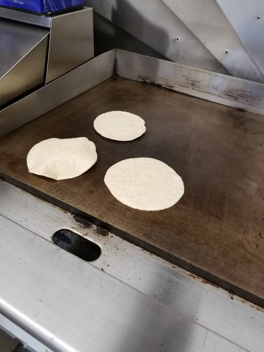 Sabor Tapatio | restaurant | 5604 S Congress Ave, Austin, TX 78745, USA | 5124834241 OR +1 512-483-4241