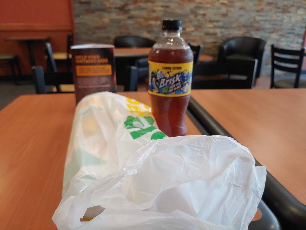 Subway | restaurant | 911 Jane St, York, ON M6N 4C6, Canada | 4167631414 OR +1 416-763-1414