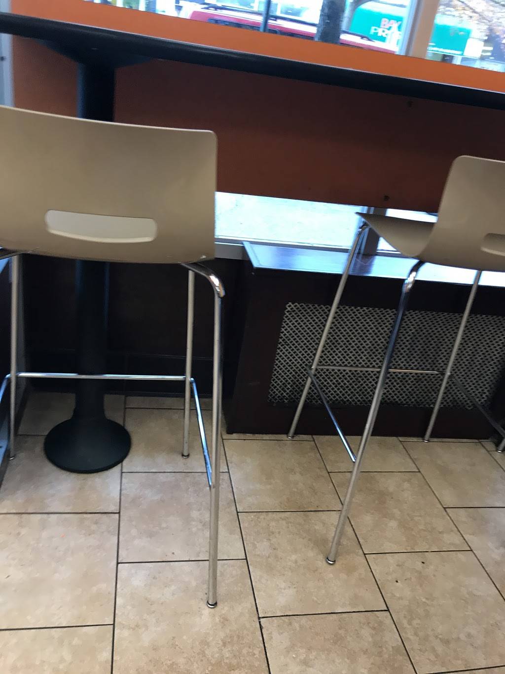 Dunkin Donuts | cafe | 7111 3rd Ave, Brooklyn, NY 11209, USA | 7187483294 OR +1 718-748-3294