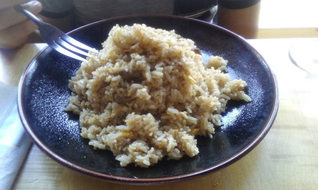 Kin Sushi & Thai Cuisine | restaurant | 1132 N Milwaukee Ave, Chicago, IL 60642, USA | 7737722722 OR +1 773-772-2722