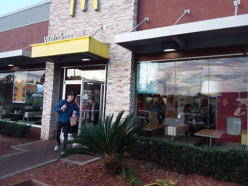 McDonalds | cafe | 6653 US Highway 129 N, Live Oak, FL 32060, USA | 3863626767 OR +1 386-362-6767