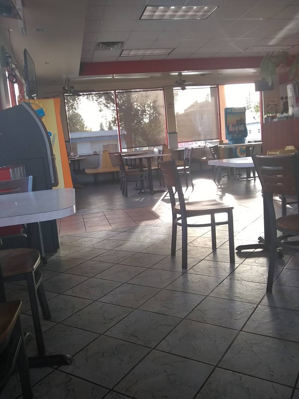 Louisiana Chicken & Golden Wok | restaurant | 1725 N Garey Ave, Pomona, CA 91767, USA | 9096205057 OR +1 909-620-5057