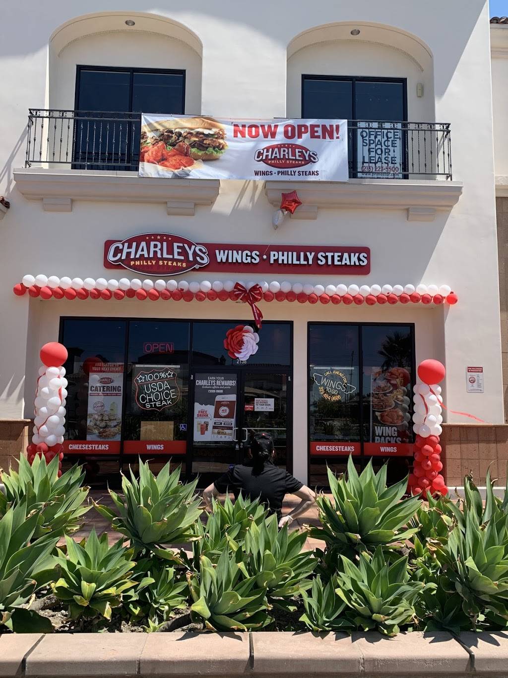 Charleys Philly Steaks | restaurant | 2138 E Florence Ave, Huntington Park, CA 90255, USA | 3234849606 OR +1 323-484-9606