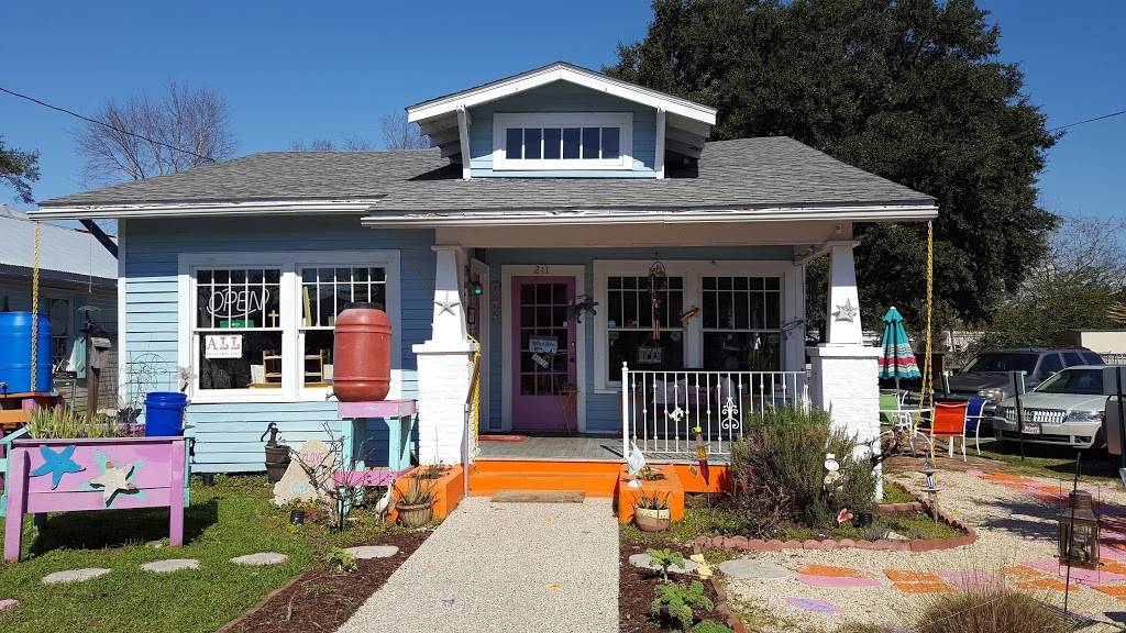 Starfish Café | restaurant | 211 Main St, Bay St Louis, MS 39520, USA | 2282293503 OR +1 228-229-3503