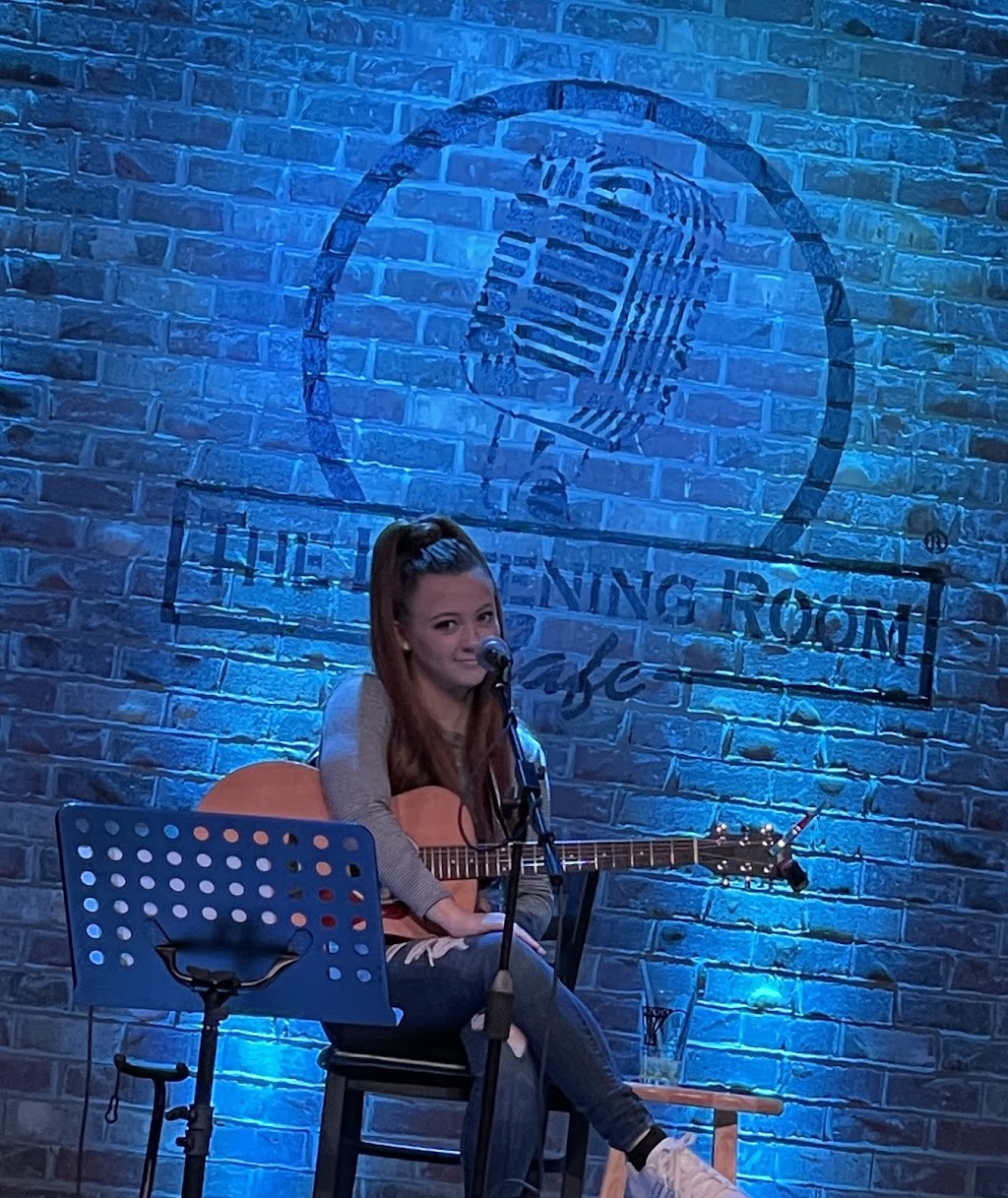 Listening Room Cafe - Pigeon Forge | cafe | 2703 Teaster Ln, Pigeon Forge, TN 37863, USA | 8653652225 OR +1 865-365-2225