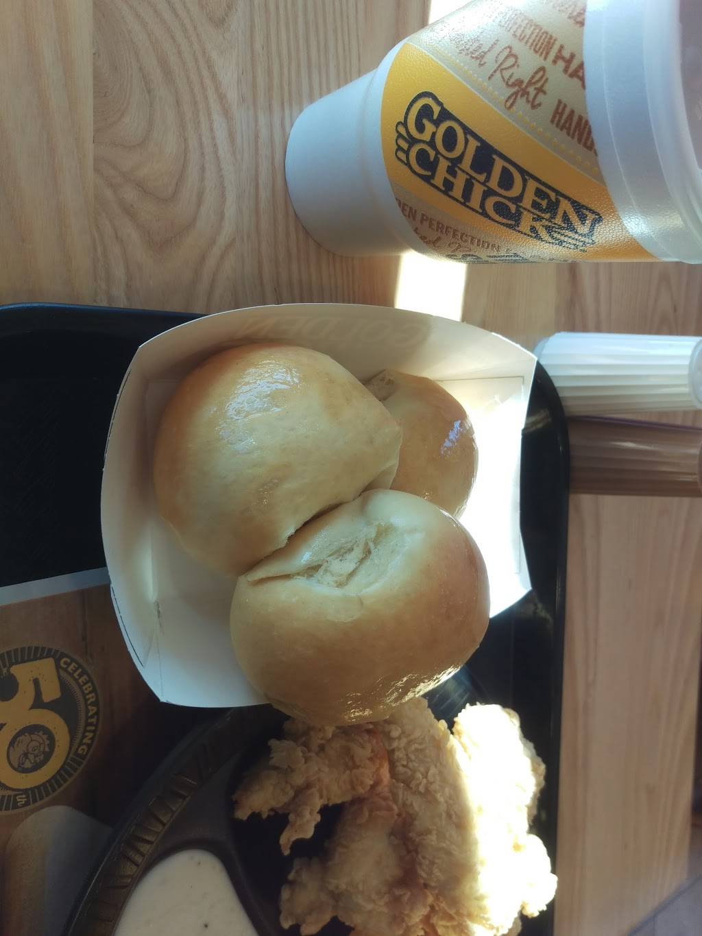 Golden Chick | meal takeaway | 1001 E Davis St, Mesquite, TX 75149, USA | 9723298222 OR +1 972-329-8222