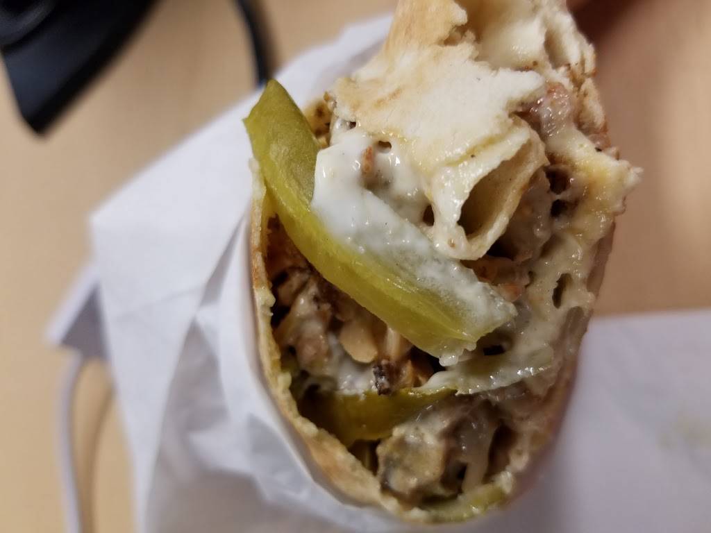 Highland Halal Shawarma | restaurant | 200 Highland Rd W, Kitchener, ON N2M 3C2, Canada | 5197418300 OR +1 519-741-8300