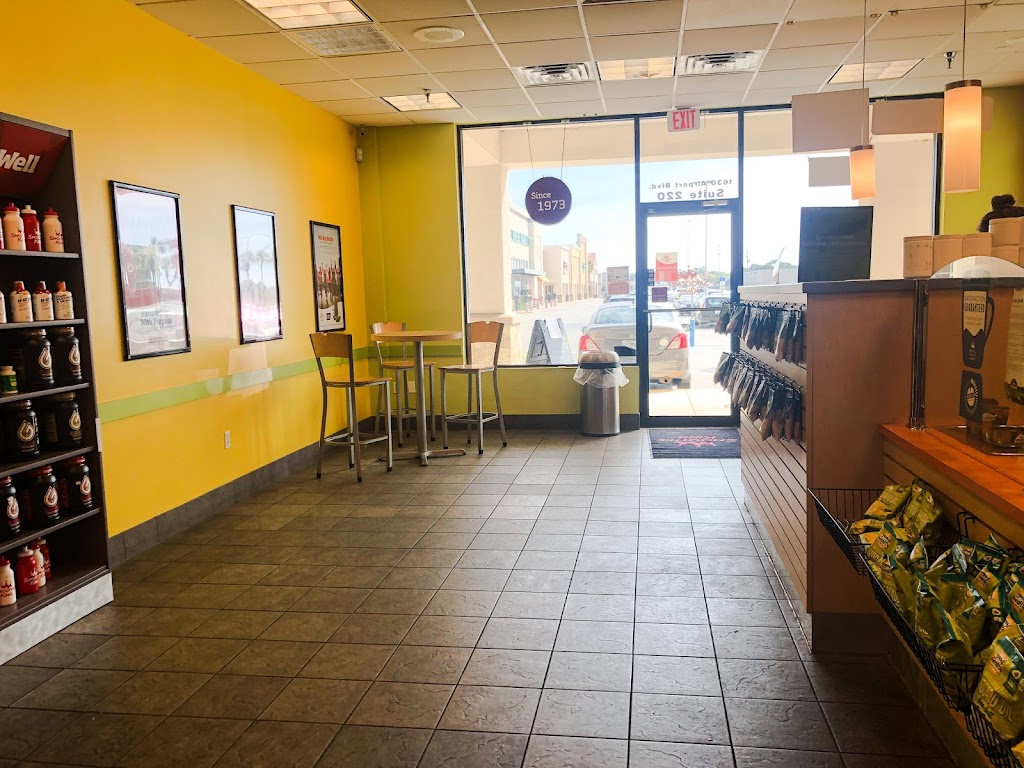 Smoothie King | meal delivery | 1630 Airport Blvd #220, Pensacola, FL 32504, USA | 8504738888 OR +1 850-473-8888