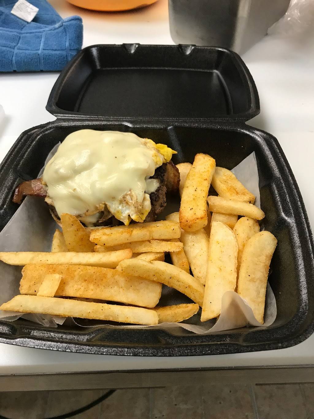 STILL APRON AKA Mastermind Gourmet Chef, LLC | restaurant | 3940 Airline Blvd #106, Chesapeake, VA 23321, USA | 7572161985 OR +1 757-216-1985