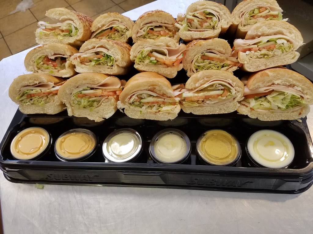 Subway Restaurants | restaurant | 65 Central Park Ave, Hartsdale, NY 10530, USA | 9144284886 OR +1 914-428-4886