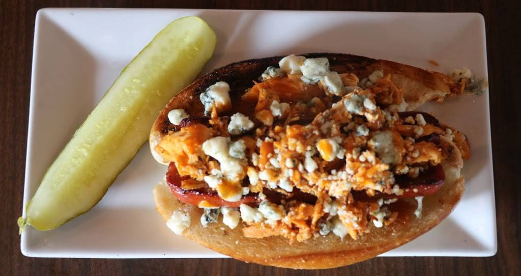 Golf & Social | restaurant | 1080 N Delaware Ave, Philadelphia, PA 19125, USA | 8562675437 OR +1 856-267-5437