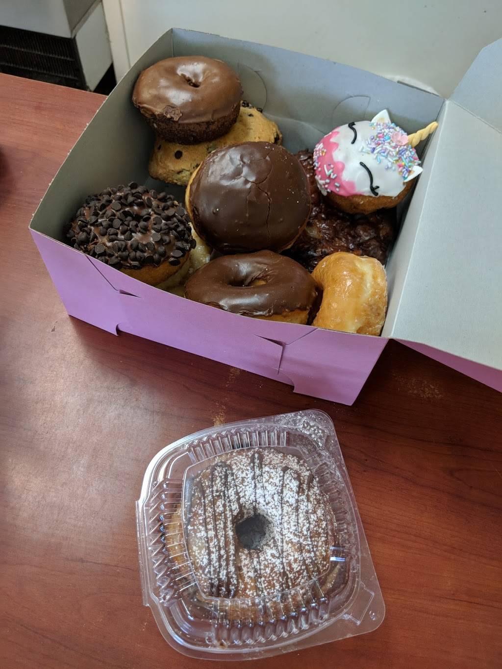 Spudnuts Donuts | cafe | 3303 Kimber Dr # G, Newbury Park, CA 91320, USA | 8054984318 OR +1 805-498-4318